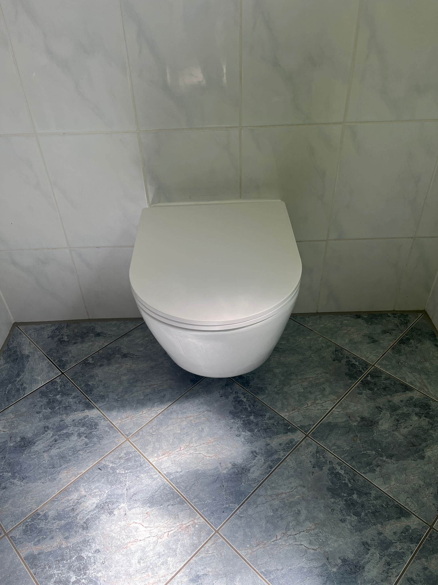 Montage WC-Anlage - Hausservice Installation Burgdorf